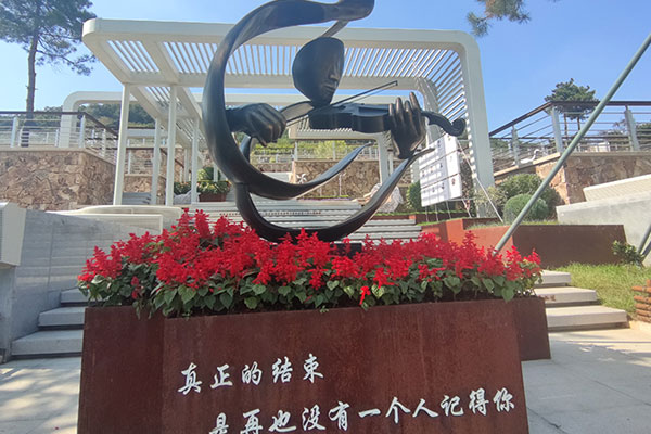 沈阳公墓网提供辽宁观陵山艺术园林公墓实景拍摄