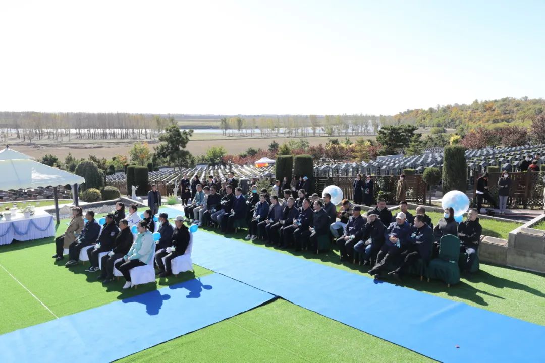 沈阳墓园公墓行业用绿色唤醒永恒·让生命归于自然|龙生第三届节地生态草坪葬活动