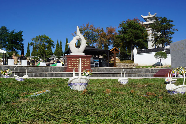 沈阳龙生墓园生命文化广场