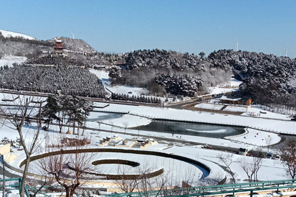 沈阳观陵山墓园