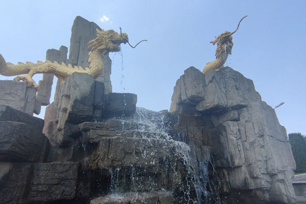 沈阳龙生墓园