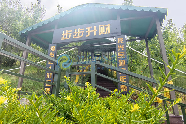龙福山墓园