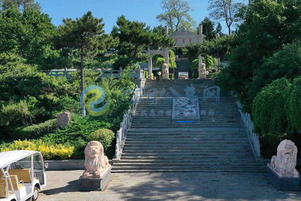 菩遥山墓园
