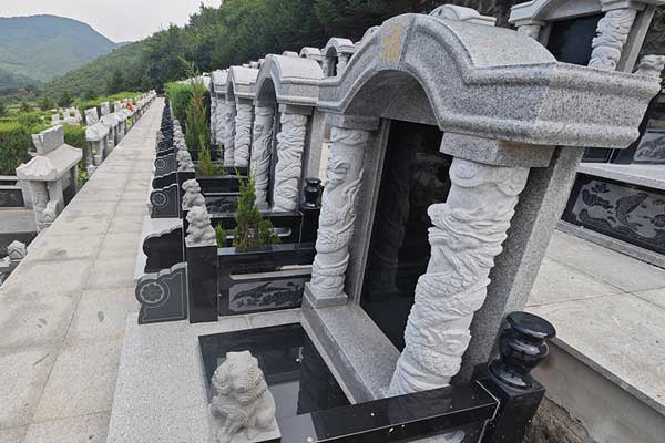沈阳玉灵山墓园