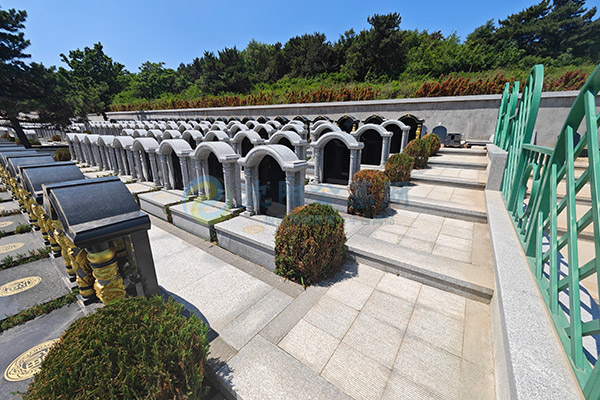 龙福山纪念园(龙福山墓园) 龙福山纪念园(龙福山墓园)